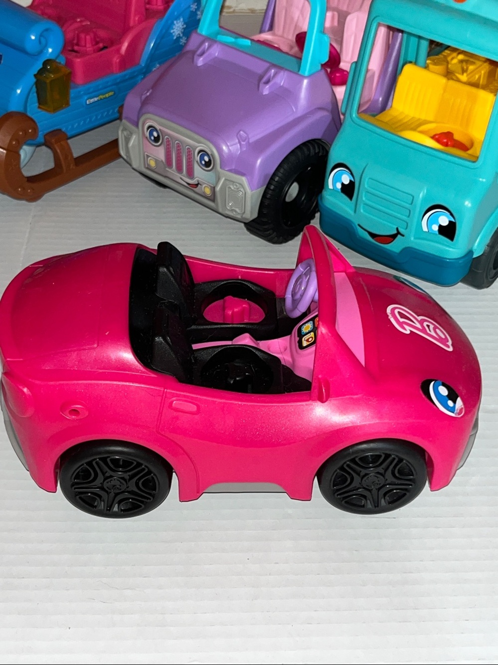 Little people Cars convertible & Jeep Barbie Taco truck 2 Sleigh Frozen Princess - Picture 12 of 16